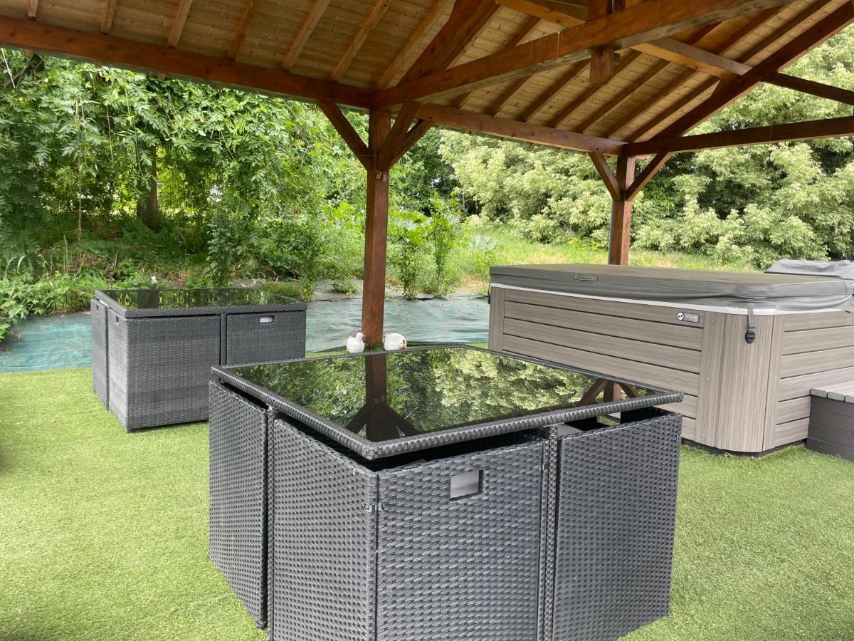 Gite De Solama Avec Spa Balleville Zewnętrze zdjęcie